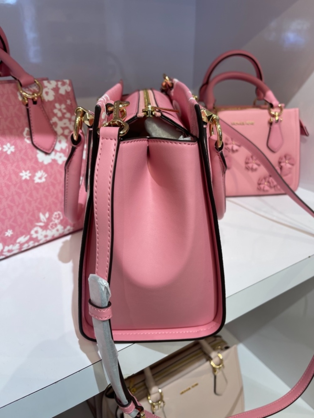 MICHAEL KORS Marilyn Medium Printed Signature Logo Satchel Crossbody Carnation - Picture 9 of 16